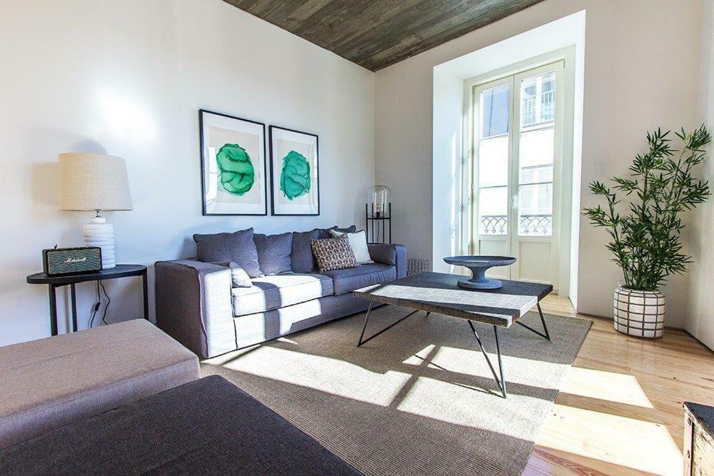Luxury T.m. Flat With A View Apartamento *